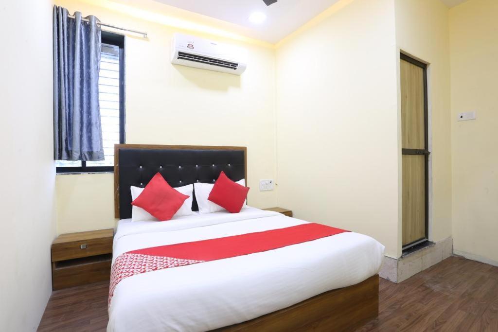 Hotel Indigo Inn Mumbai Bagian luar foto